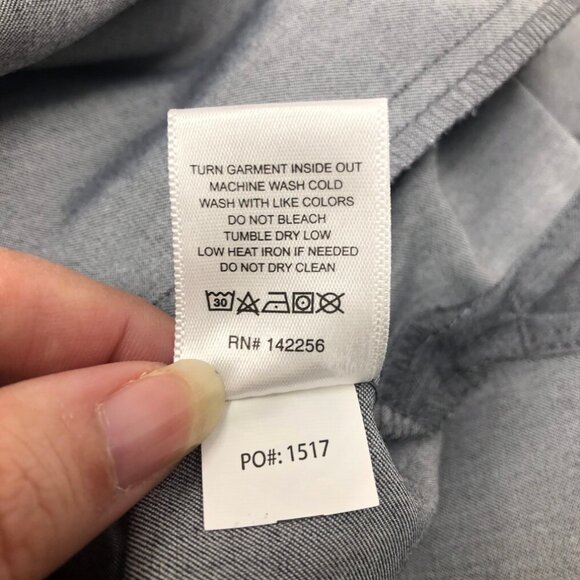 Figs Womens Casma Three-Pocket Scrub Top Size S Heather Gray - Picture 7 of 7